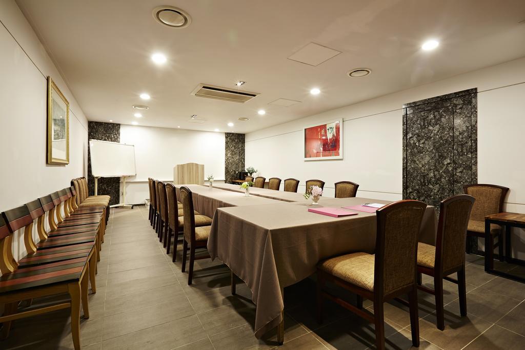 Hotel Namoo Cheong-Ju Cheongju Zewnętrze zdjęcie